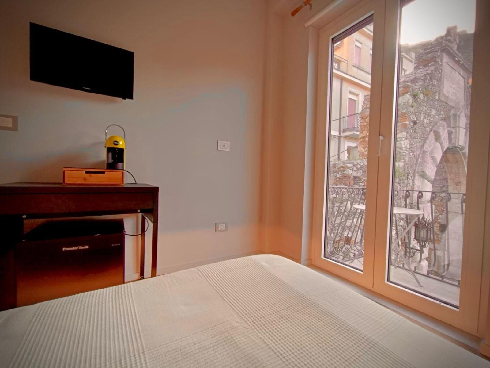 Taormina Boutique Rooms Extérieur photo